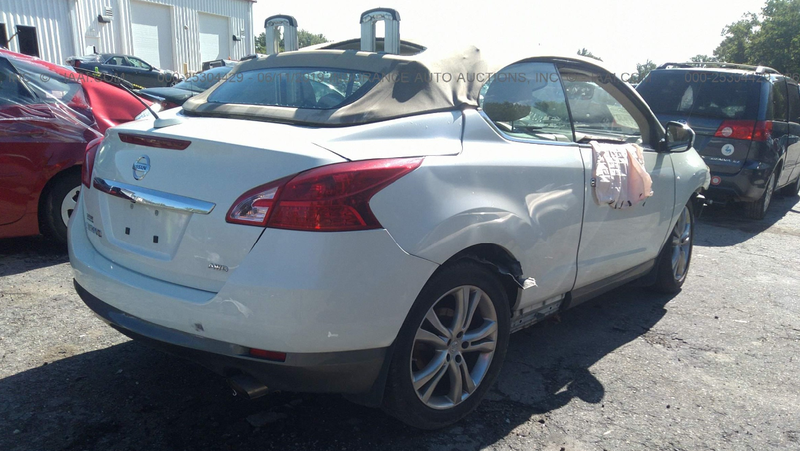 Illustration for article titled So This Is Why the Nissan Murano Crosscabriolet Has That Weird Extra Rear Window